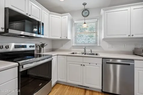 104 NE 21st Street Oak Island NC 28465