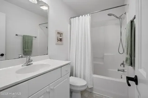 104 NE 21st Street Oak Island NC 28465