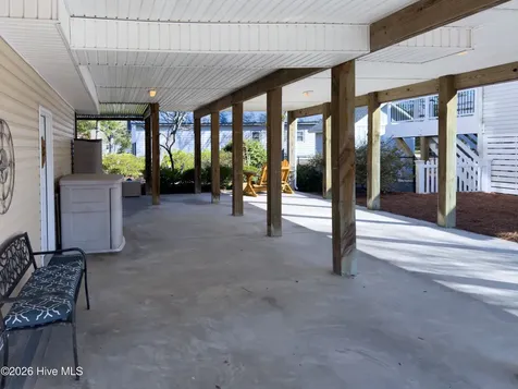 104 NE 21st Street Oak Island NC 28465