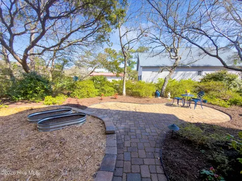 104 NE 21st Street Oak Island NC 28465