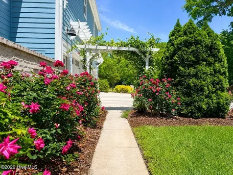 104 Grey Moss Court Hampstead NC 28443