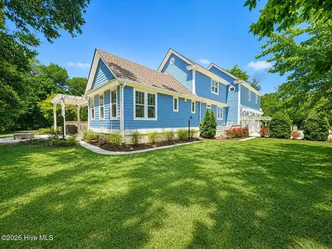 104 Grey Moss Court Hampstead NC 28443