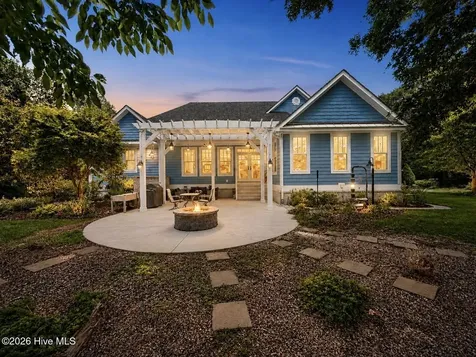 104 Grey Moss Court Hampstead NC 28443