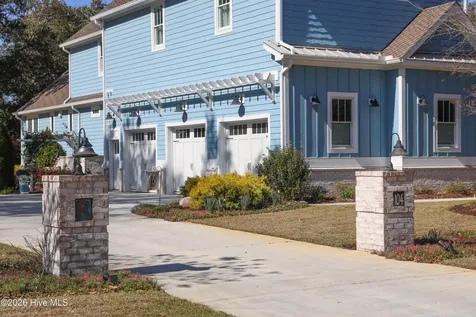 104 Grey Moss Court Hampstead NC 28443