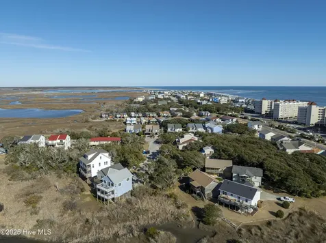 320 Bay Circle North Topsail Beach NC 28460