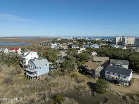 320 Bay Circle North Topsail Beach NC 28460