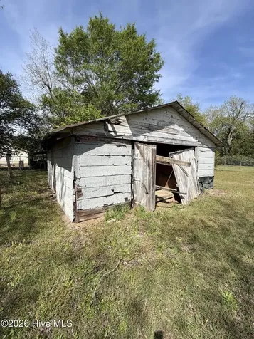610 Jackson Street Laurinburg NC 28352