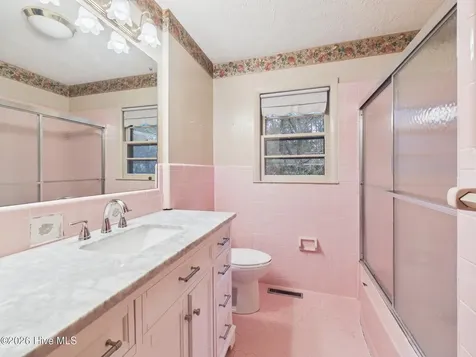 550 N Leak Street Southern Pines NC 28387