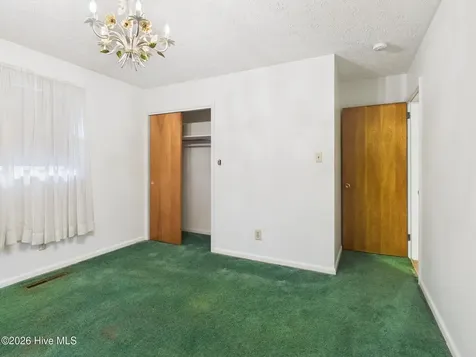 550 N Leak Street Southern Pines NC 28387