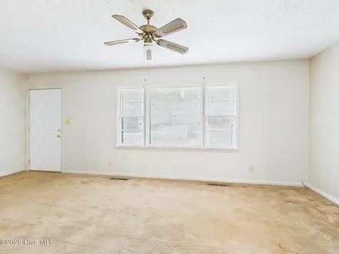550 N Leak Street Southern Pines NC 28387