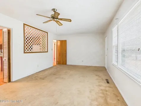 550 N Leak Street Southern Pines NC 28387
