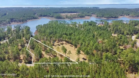 Lot 32 Bailey Pointe Drive Belhaven NC 27810