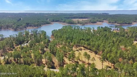 Lot 32 Bailey Pointe Drive Belhaven NC 27810