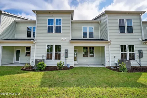 5613 Palm Tree Place Leland NC 28451