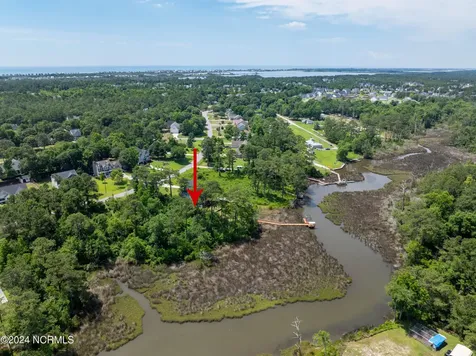 327 Chadwick Shores Drive Sneads Ferry NC 28460