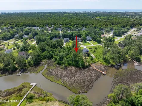 327 Chadwick Shores Drive Sneads Ferry NC 28460