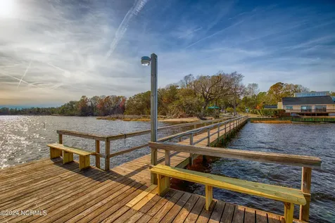 327 Chadwick Shores Drive Sneads Ferry NC 28460