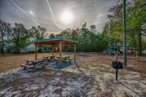 327 Chadwick Shores Drive Sneads Ferry NC 28460