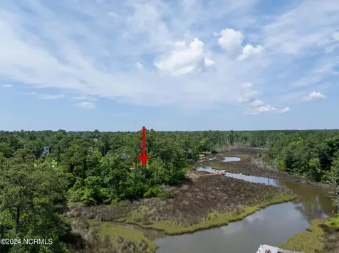 327 Chadwick Shores Drive Sneads Ferry NC 28460