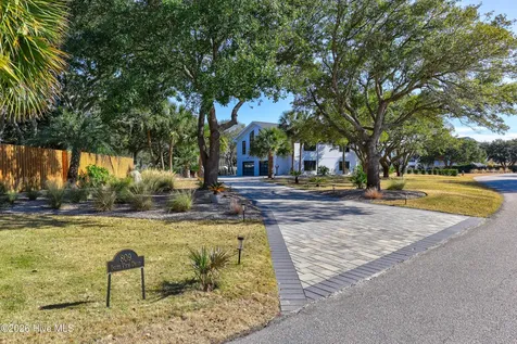 809 Inlet View Drive Wilmington NC 28409