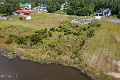 110 Sea Level Lane Sneads Ferry NC 28460