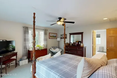 413 Sawgrass Cove Sneads Ferry NC 28460