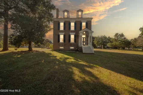 101 Benbury Drive Edenton NC 27932