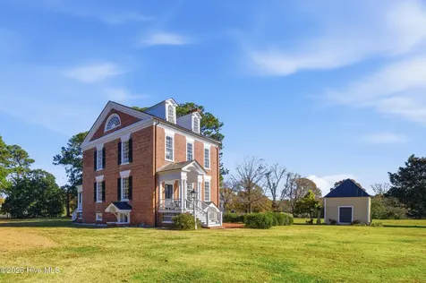 101 Benbury Drive Edenton NC 27932