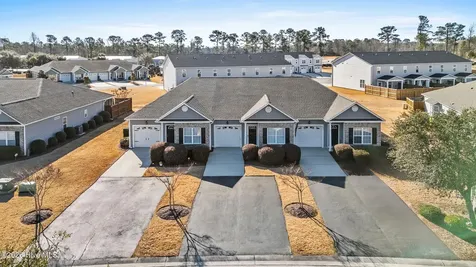 129 Kellerton Court Winnabow NC 28479