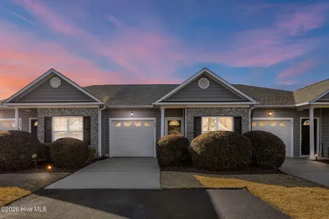 129 Kellerton Court Winnabow NC 28479