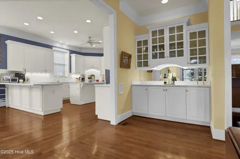 1929 Glen Meade Road Wilmington NC 28403