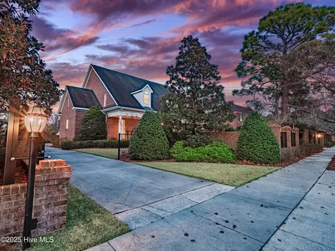 1929 Glen Meade Road Wilmington NC 28403