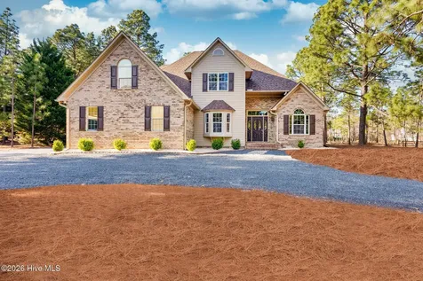 105 Ritter Drive West End NC 27376