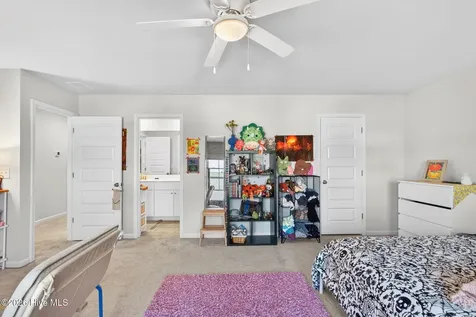 9185 SW Little Osprey Drive Calabash NC 28467