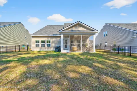 9185 SW Little Osprey Drive Calabash NC 28467