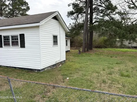 133 Hagar Lane Pollocksville NC 28573