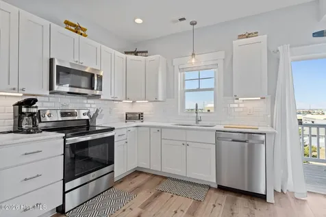 108 W Terminal Boulevard Atlantic Beach NC 28512