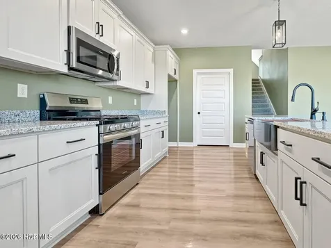 305 Spinnaker Street Elizabeth City NC 27909