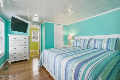 201 Snow Goose Lane Newport NC 28570