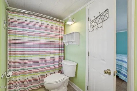 201 Snow Goose Lane Newport NC 28570