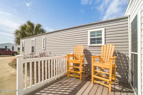 201 Snow Goose Lane Newport NC 28570