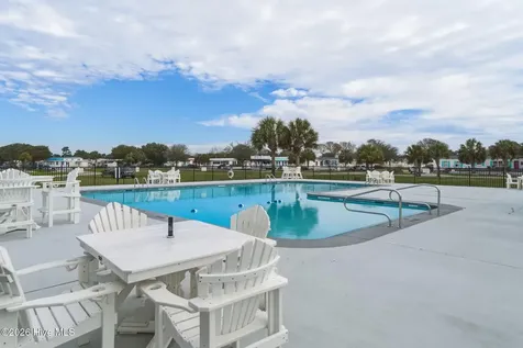 201 Snow Goose Lane Newport NC 28570