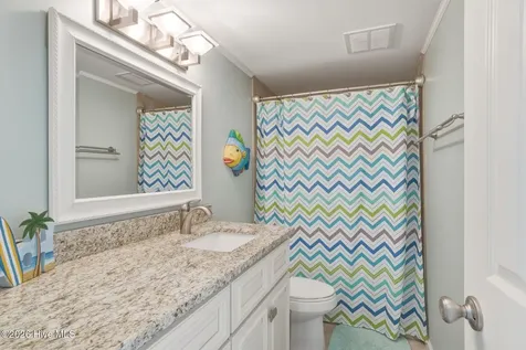 201 Snow Goose Lane Newport NC 28570