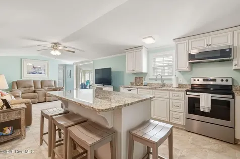 201 Snow Goose Lane Newport NC 28570