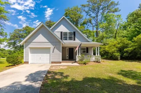 203 Panama Terrace Morehead City NC 28557