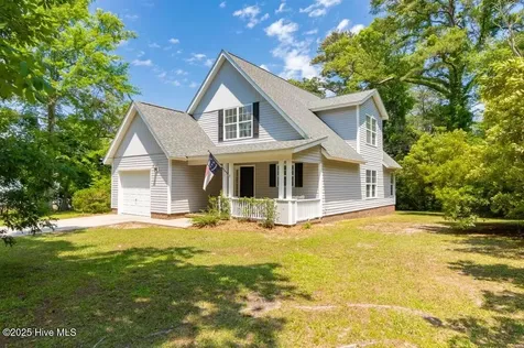 203 Panama Terrace Morehead City NC 28557