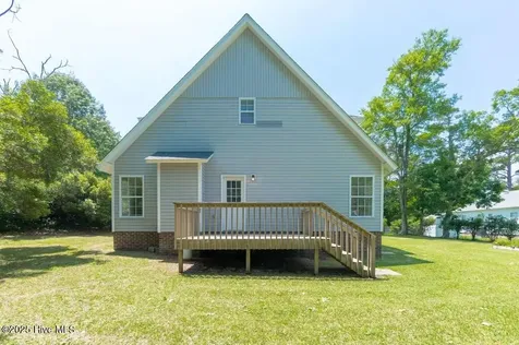 203 Panama Terrace Morehead City NC 28557