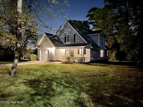 203 Panama Terrace Morehead City NC 28557
