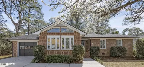 1206 Crows Nest Court New Bern NC 28560