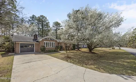1206 Crows Nest Court New Bern NC 28560